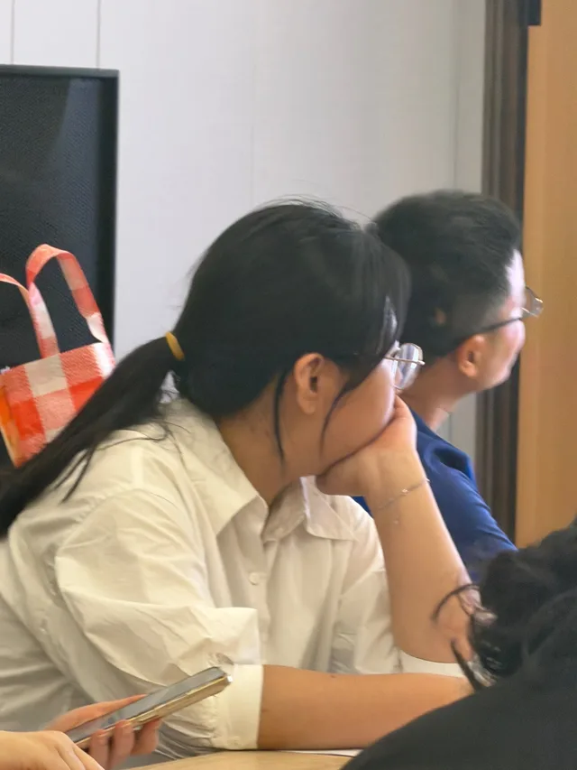 在高流动性社区中，成年人如何重新建立有意义的人际连接与自我表达？ 图像 11