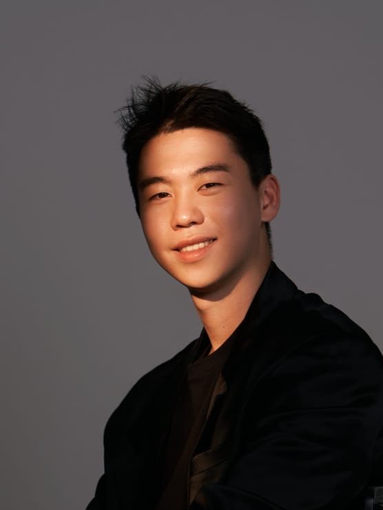 黄同学